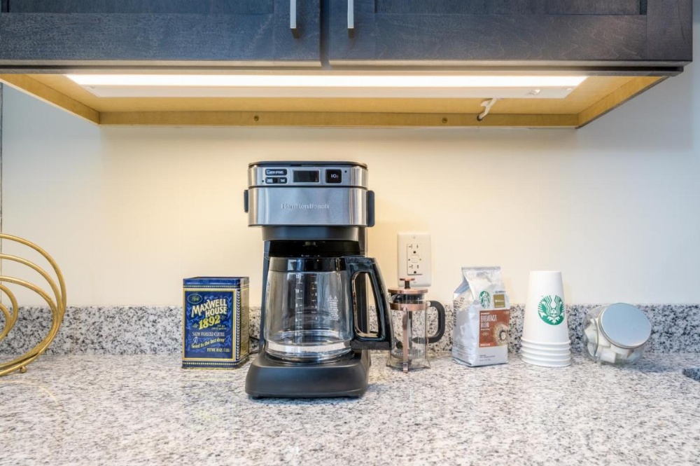 Downtown Bangor Luxury Apartment